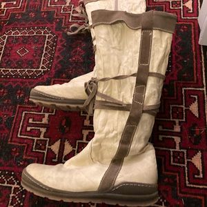 ALDO women’s winter boots with faux shearling lining